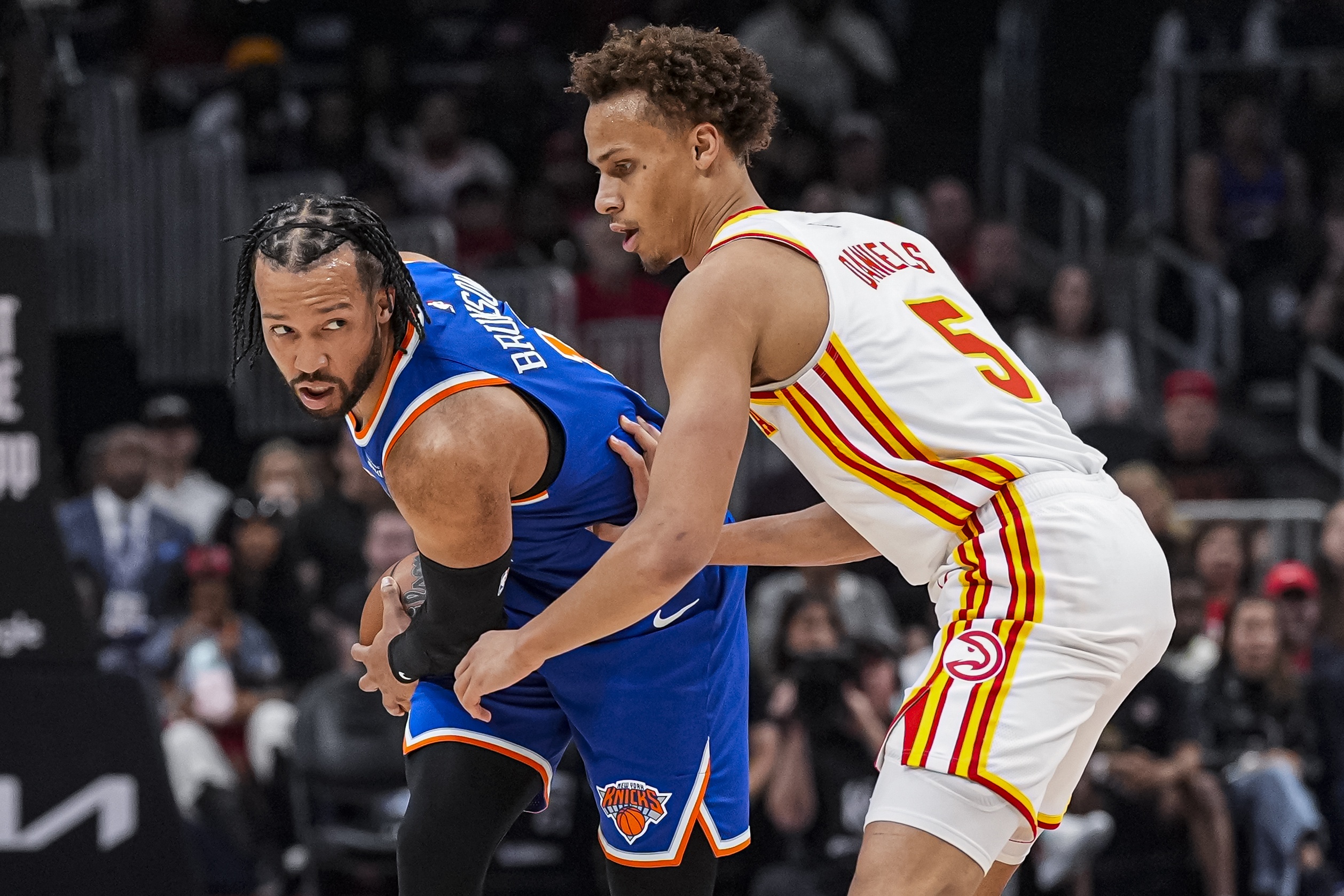 kaiyun.com-NBA彩经：尼克斯力擒老鹰拿下天王山 马刺轻取开拓者成功晋级